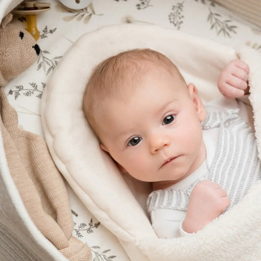 Pourquoi et comment utiliser le nid d'ange bébé - Espacebambin