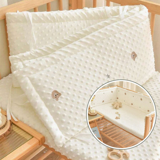 Tour de lit bebe décor de chambre