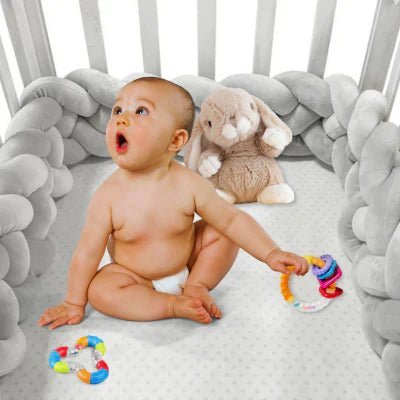 Tour de lit bébé gris blanc décoré - Espacebambin
