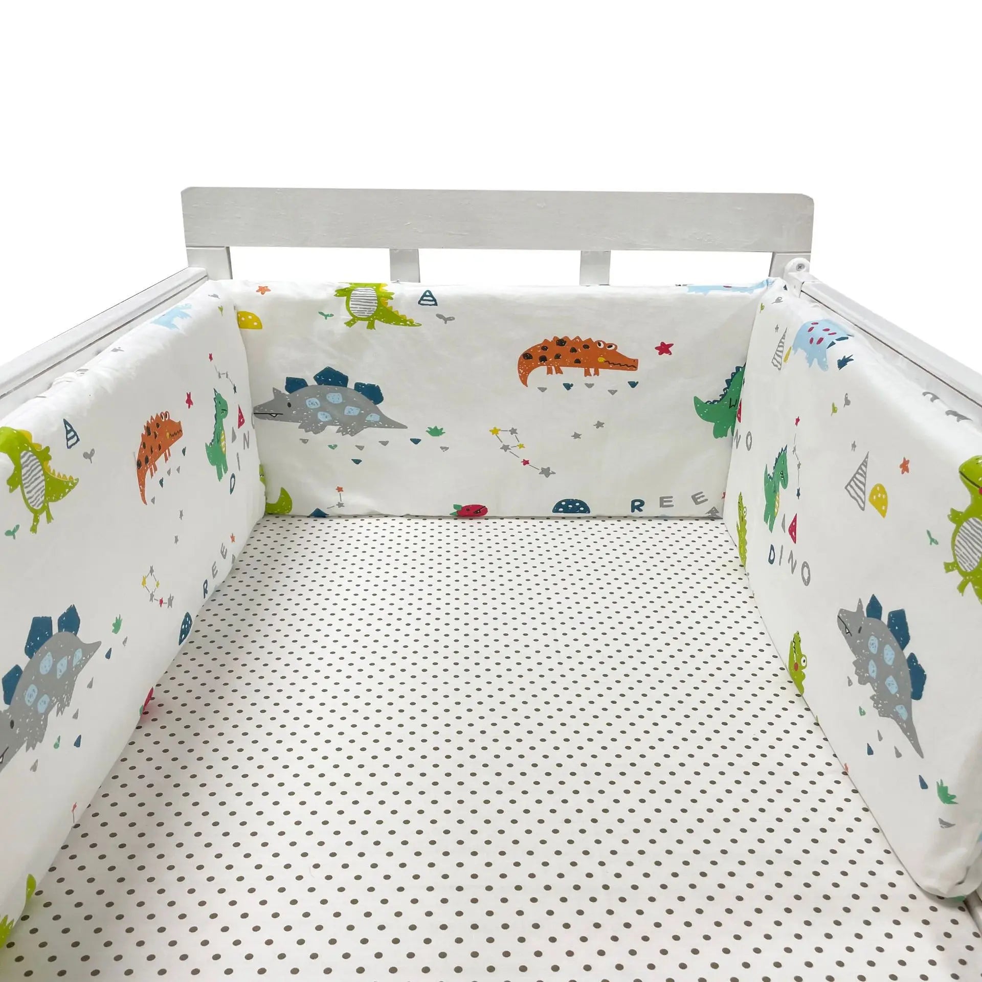 Tour-de-lit-bébé-coussins-protecteur-animaux